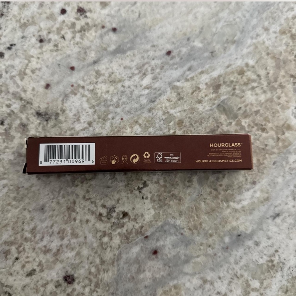 Hourglass Airbrush Concealer